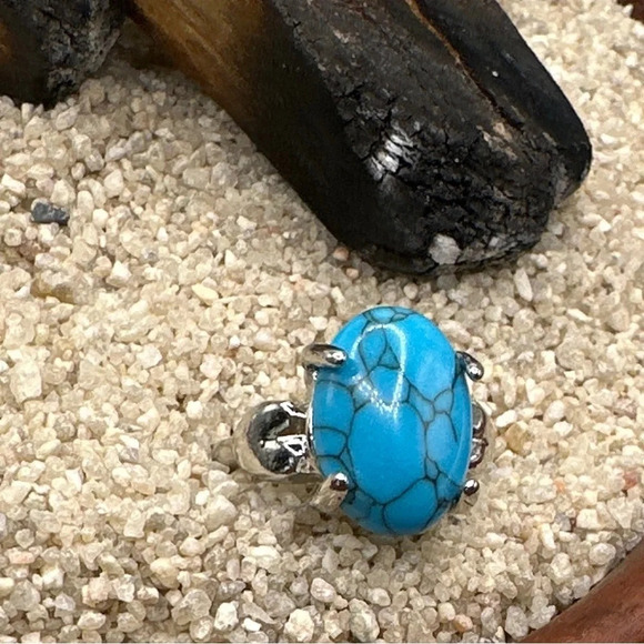 Turquoise Victorian ring in silver/protection and peace healing crystals - Picture 1 of 8